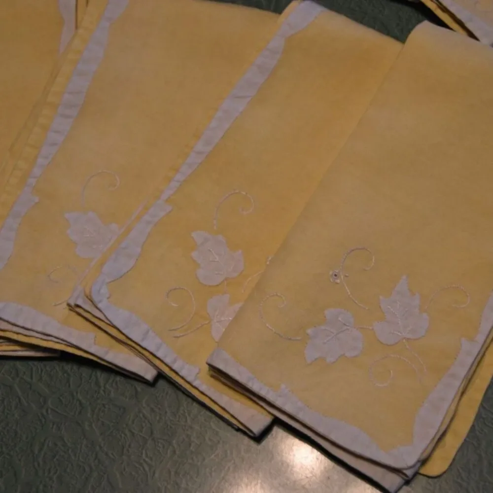 Vintage 50s Yellow Embroidered Ivy Luncheon Napkin Set 9 Satin Edge Mid Century